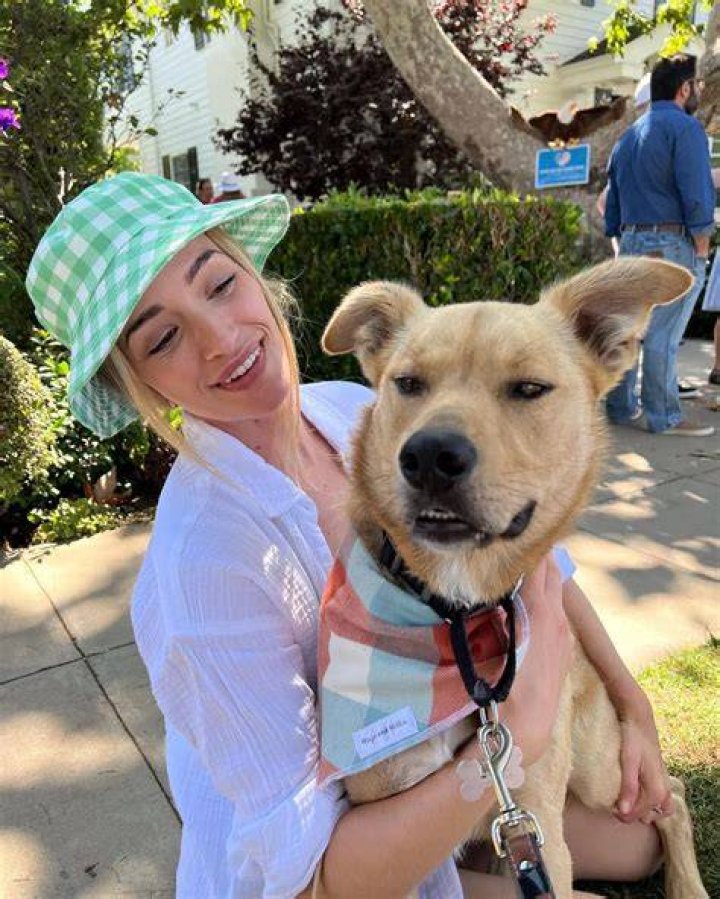 Brianne Howey Pets