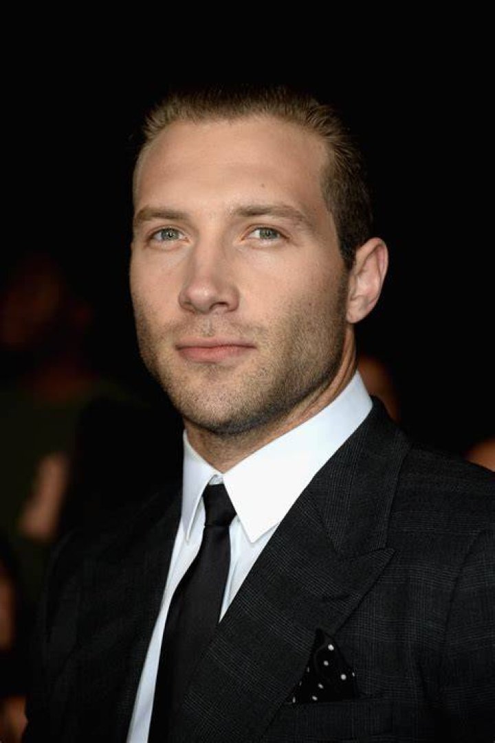 Jai Courtney's pet Velvet