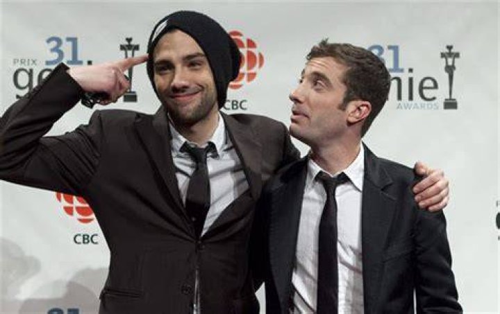 Jay Baruchel receiving award for Screenwriter to Watch. 