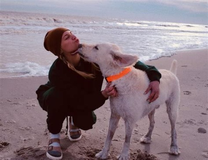 Kelsea Ballerini Pets