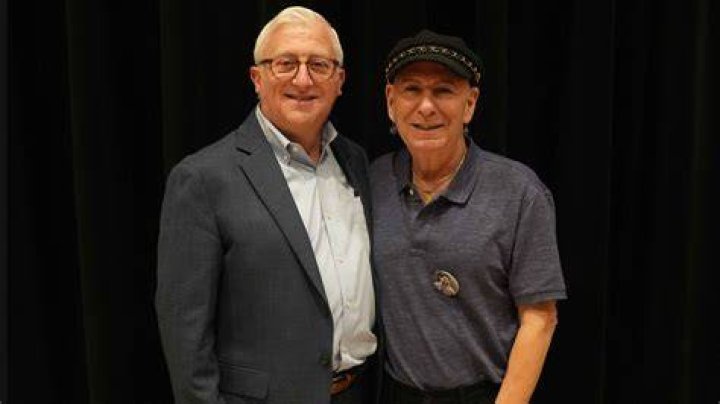 Larry Mathews photo 2