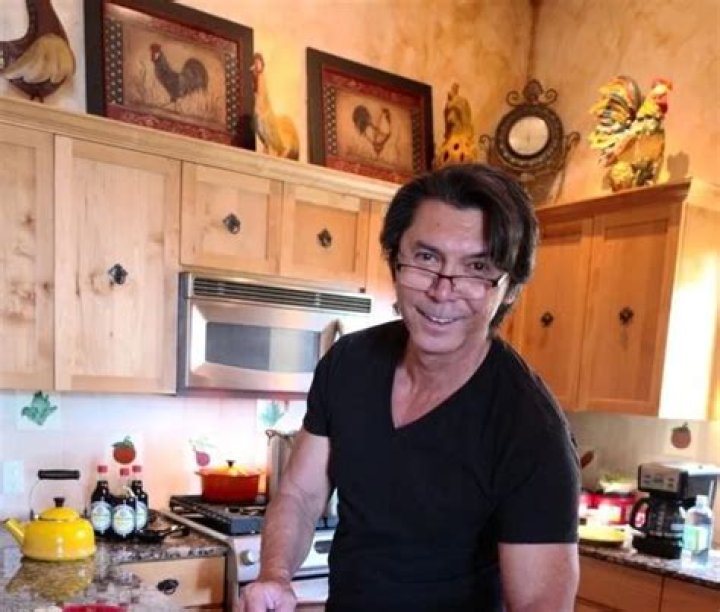 Lou Diamond Phillips Pets
