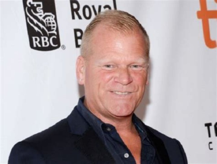 Mike Holmes, a Businessman with his longterm Girlfriend, Anna Zapia