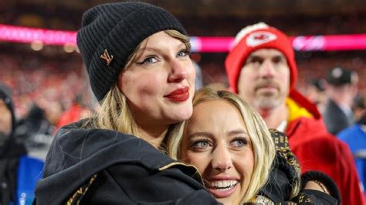 Taylor Swift, Brittany Mahomes, Blake Lively, Hugh Jackman, and Ryan Reynolds watch from the stands during an NFL football game between the New Yor...