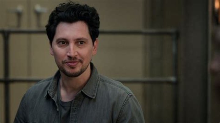 Who plays Eagan on Manifest?
